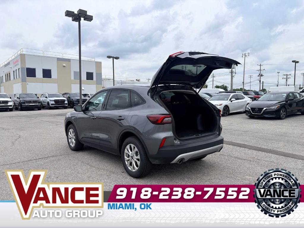 used 2025 Ford Escape car, priced at $24,417