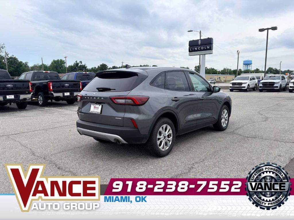 used 2025 Ford Escape car, priced at $24,417