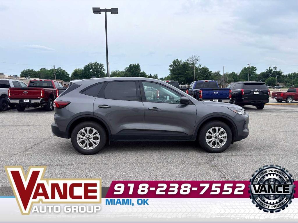 used 2025 Ford Escape car, priced at $24,417