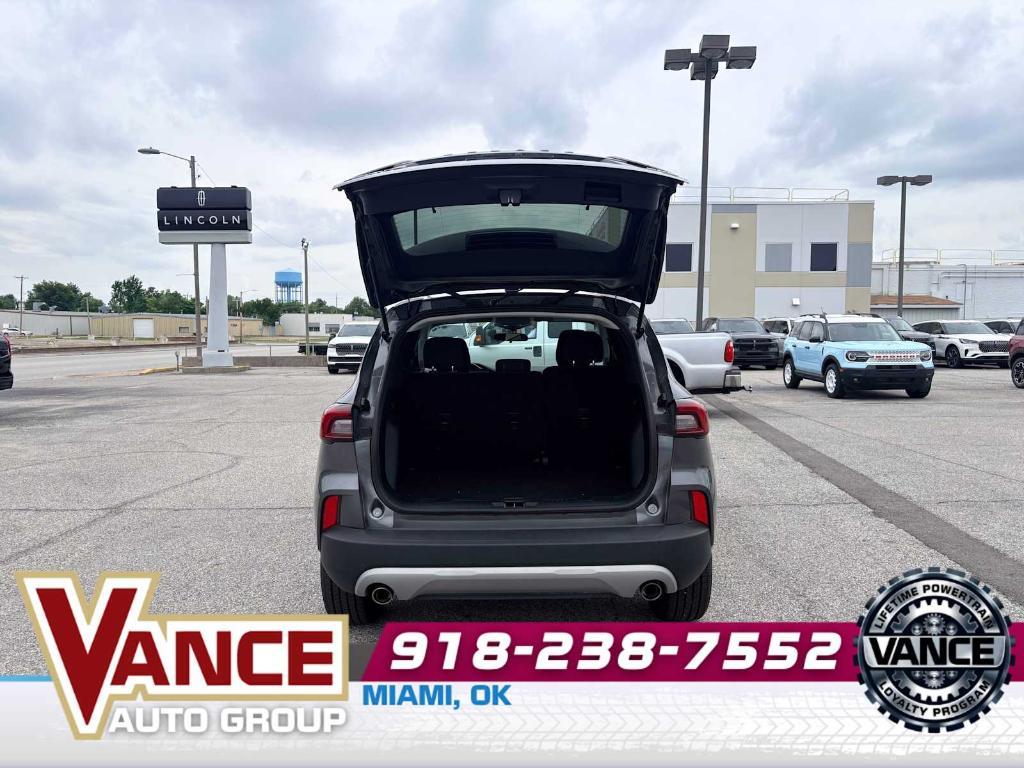 used 2025 Ford Escape car, priced at $24,417