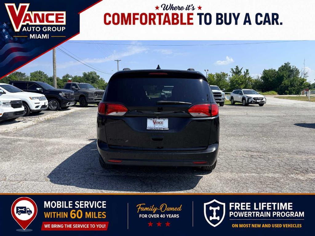 used 2020 Chrysler Pacifica car, priced at $18,635