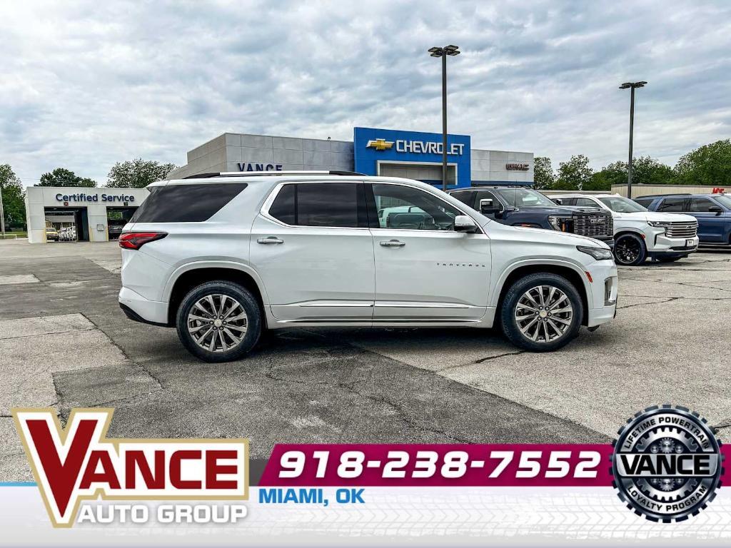 used 2023 Chevrolet Traverse car, priced at $30,498