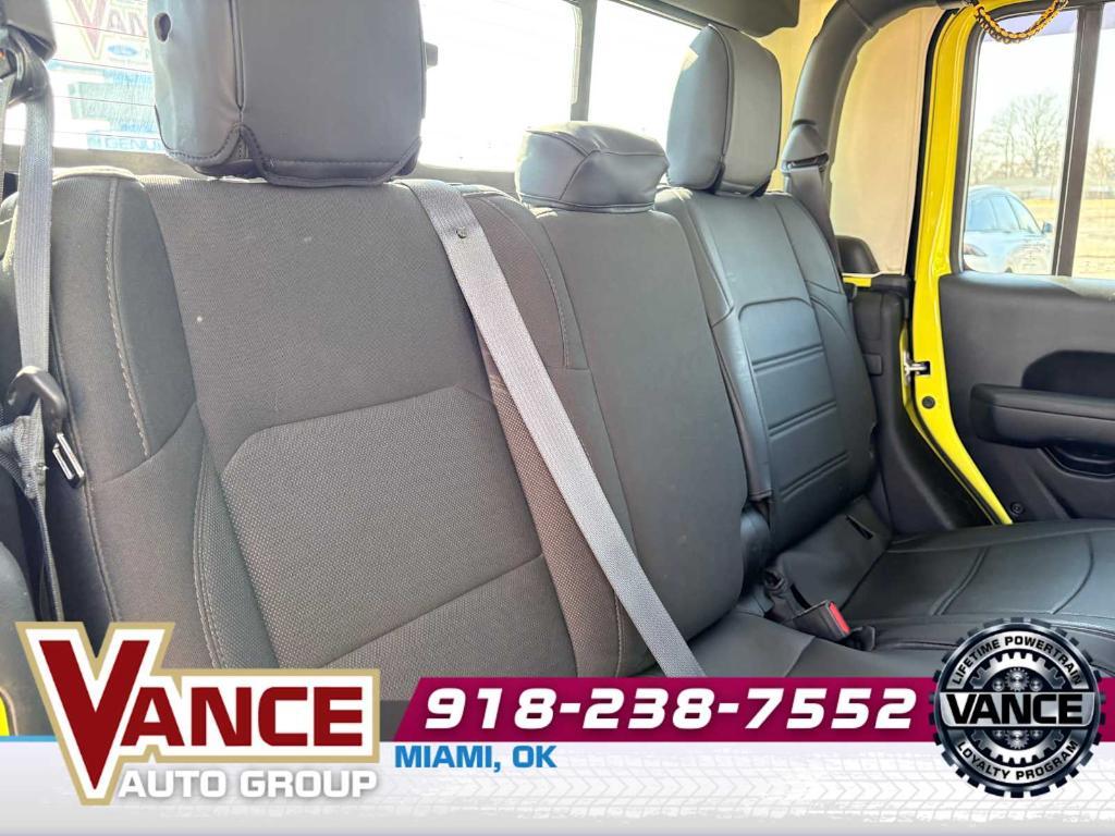 used 2023 Jeep Gladiator car, priced at $31,995