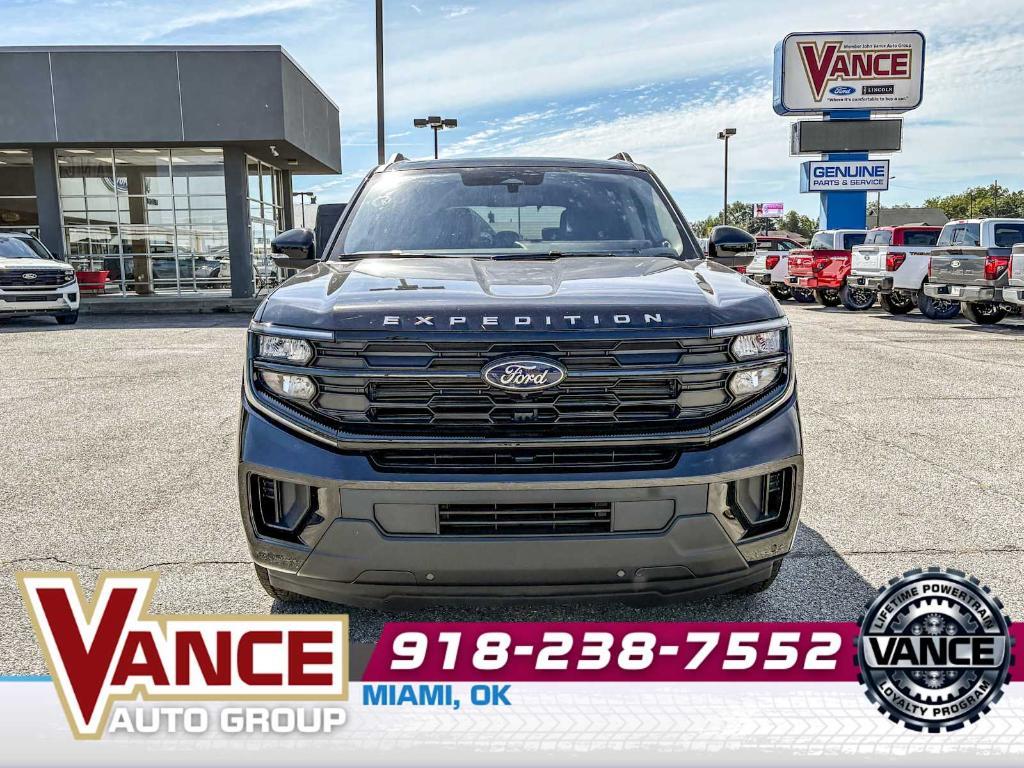 new 2025 Ford Expedition car, priced at $67,545