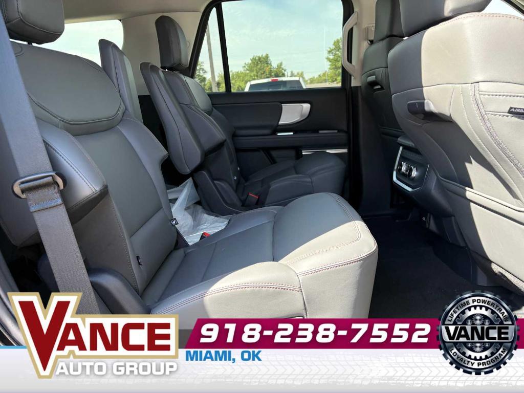 new 2025 Ford Expedition car, priced at $67,545