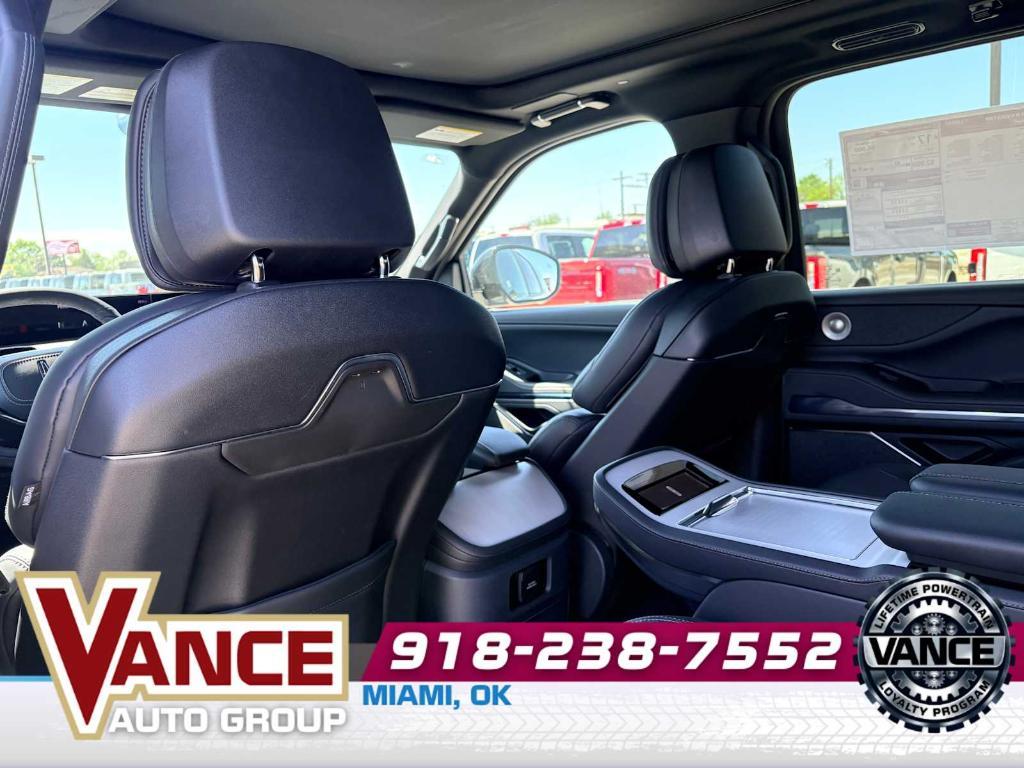 new 2026 Lincoln Navigator L car, priced at $105,603