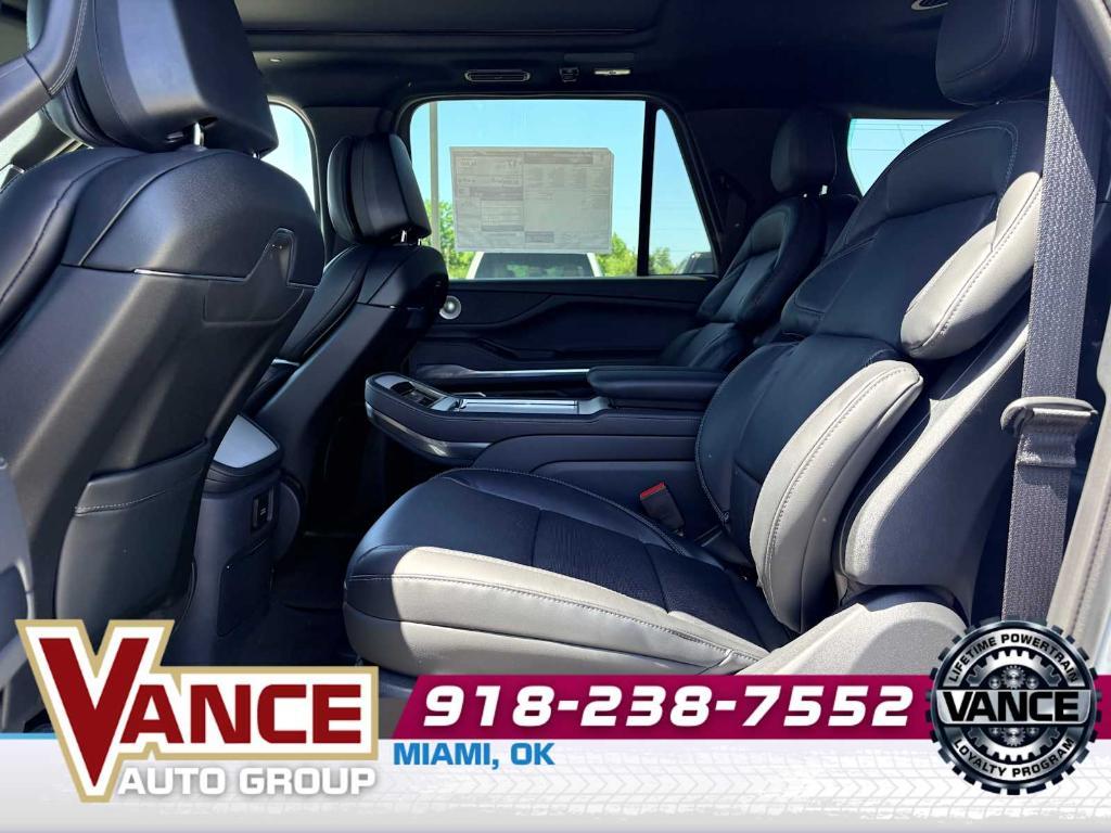 new 2026 Lincoln Navigator L car, priced at $105,603