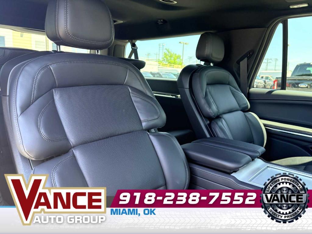 new 2026 Lincoln Navigator L car, priced at $105,603