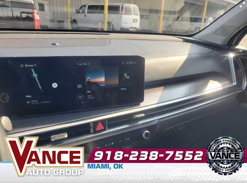 used 2024 Kia Sorento car, priced at $26,995