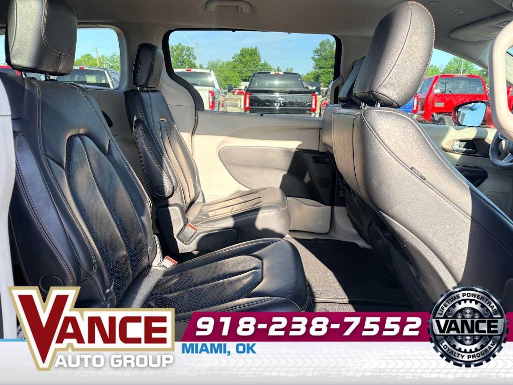 used 2018 Chrysler Pacifica car, priced at $11,498