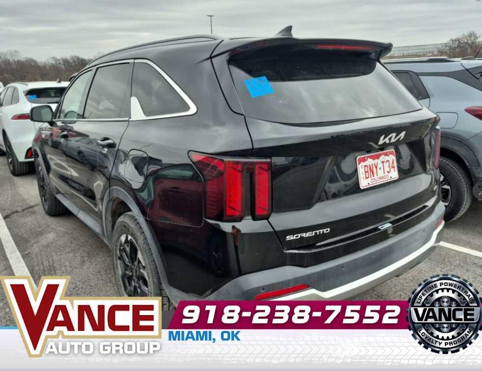 used 2024 Kia Sorento car, priced at $26,987
