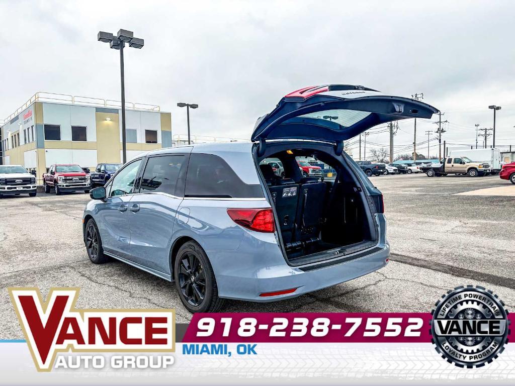 used 2024 Honda Odyssey car, priced at $33,996