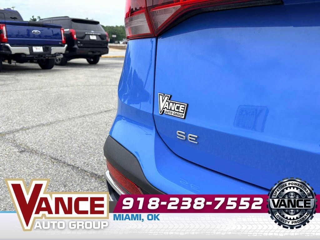 used 2023 Volkswagen Taos car