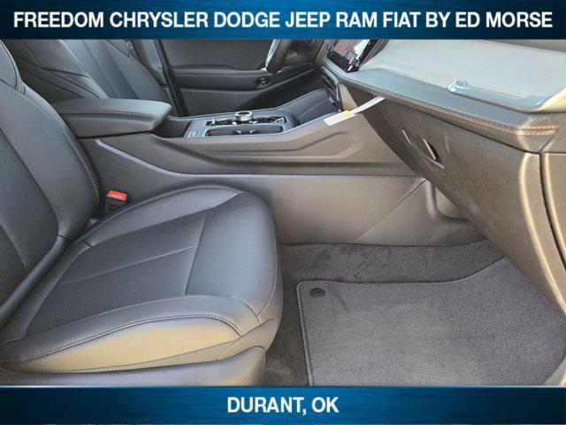 new 2026 Jeep Cherokee car, priced at $43,305