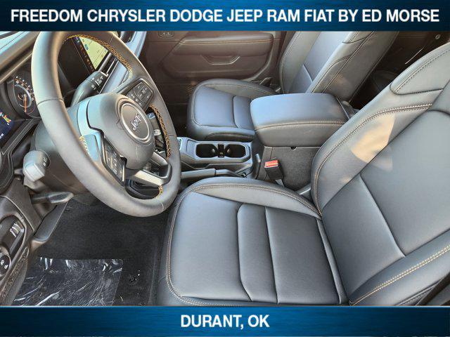 new 2025 Jeep Gladiator car, priced at $43,677