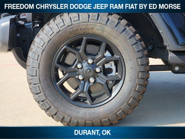 new 2025 Jeep Gladiator car, priced at $43,677