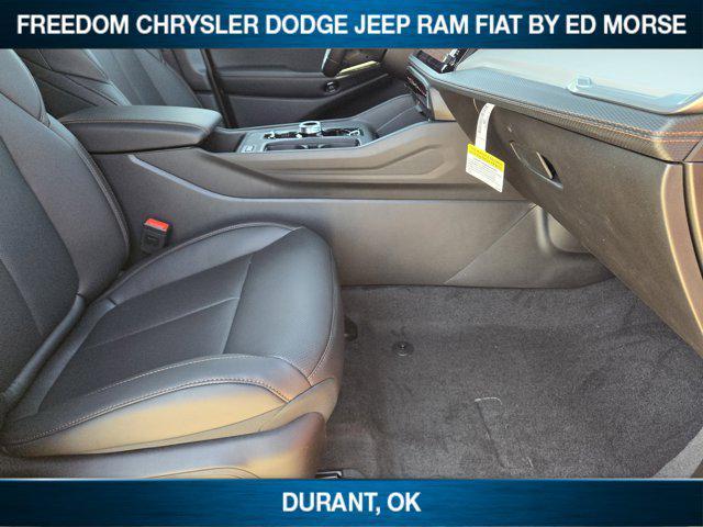 new 2026 Jeep Cherokee car, priced at $42,710