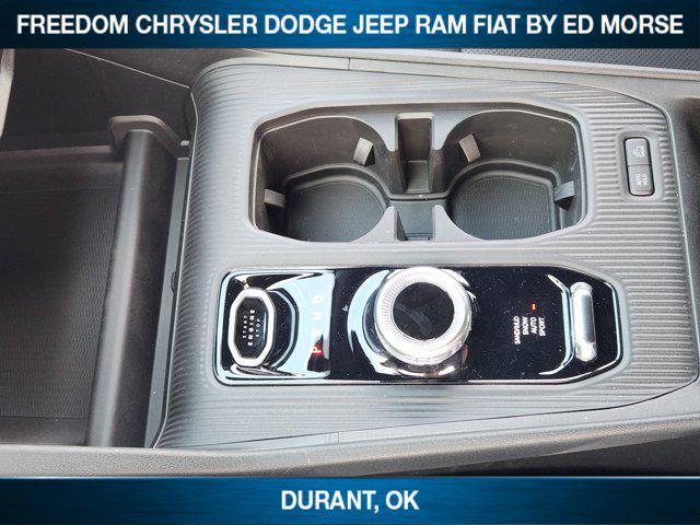 new 2026 Jeep Cherokee car, priced at $42,710