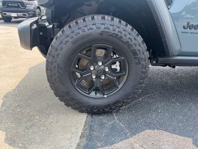 new 2025 Jeep Wrangler car, priced at $53,749