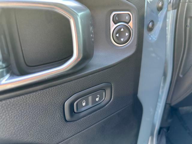 new 2025 Jeep Gladiator car, priced at $47,000