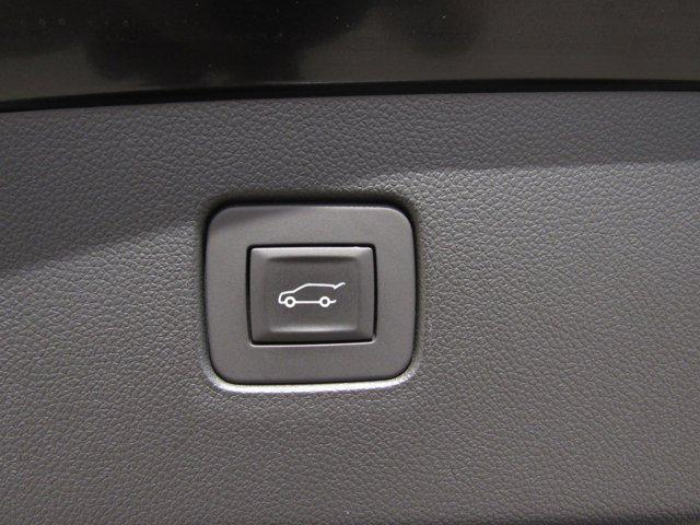 new 2025 Buick Envista car, priced at $26,999