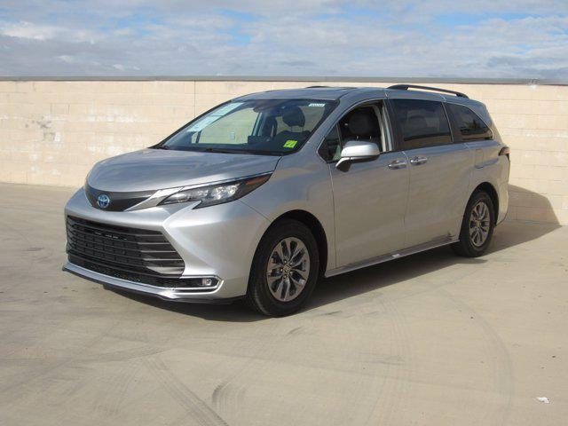 new 2024 Toyota Sienna car, priced at $36,001