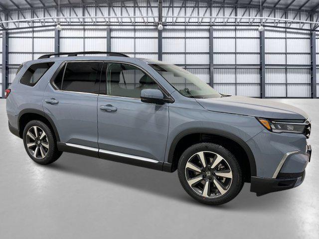 new 2025 Honda Pilot car, priced at $49,391