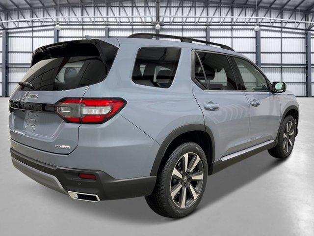 new 2025 Honda Pilot car, priced at $49,550