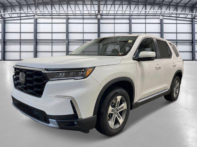 new 2025 Honda Pilot car, priced at $45,123