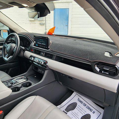 used 2023 Honda Pilot car, priced at $36,999