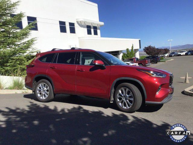 used 2023 Toyota Highlander car, priced at $39,999