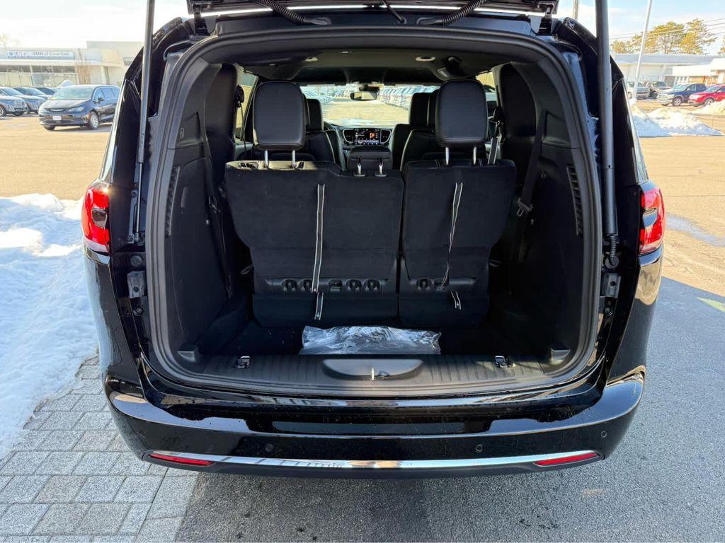 new 2026 Chrysler Pacifica car, priced at $45,466