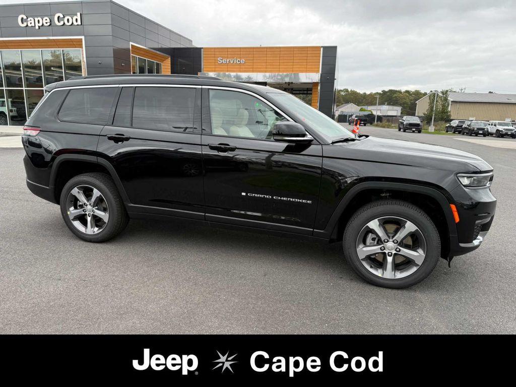 new 2025 Jeep Grand Cherokee L car, priced at $50,500
