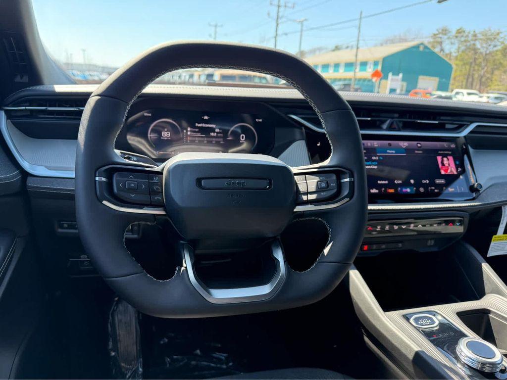 new 2026 Jeep Cherokee car, priced at $38,860