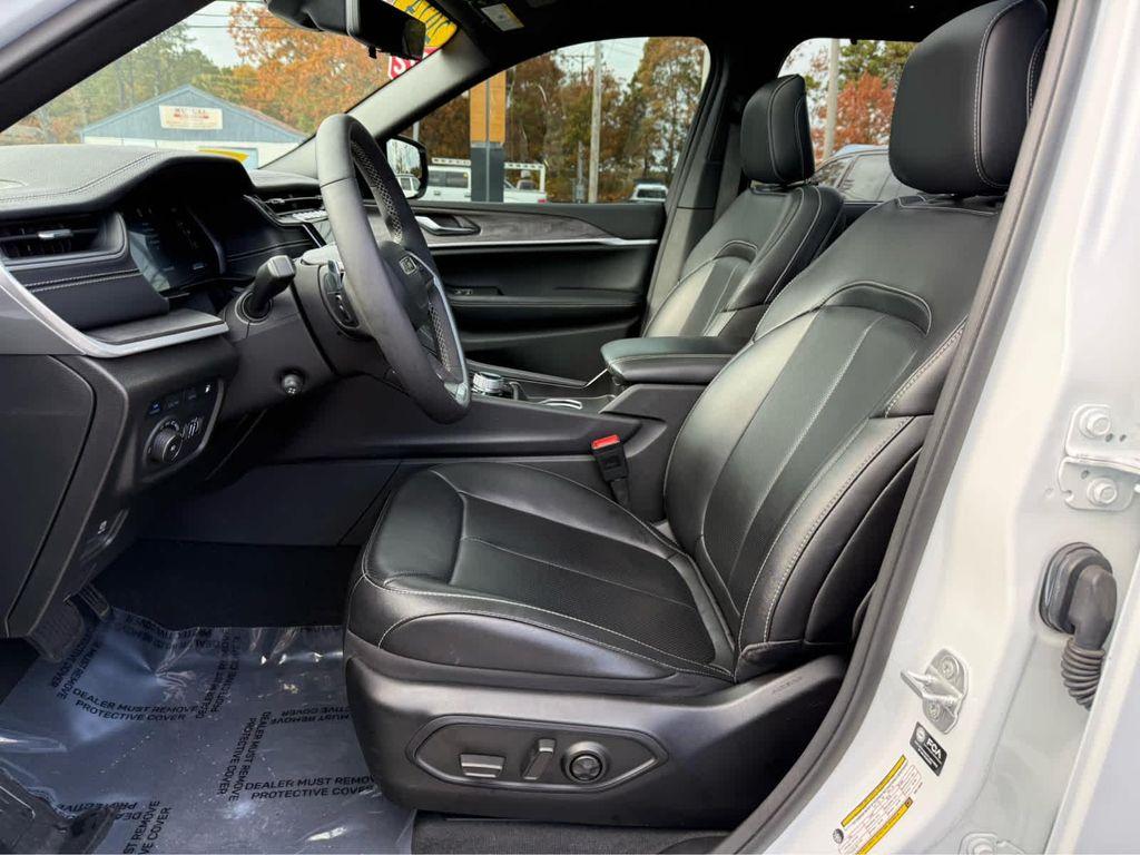 used 2024 Jeep Grand Cherokee 4xe car, priced at $33,775