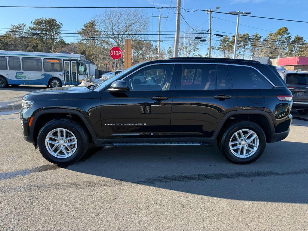 used 2024 Jeep Grand Cherokee car, priced at $31,975