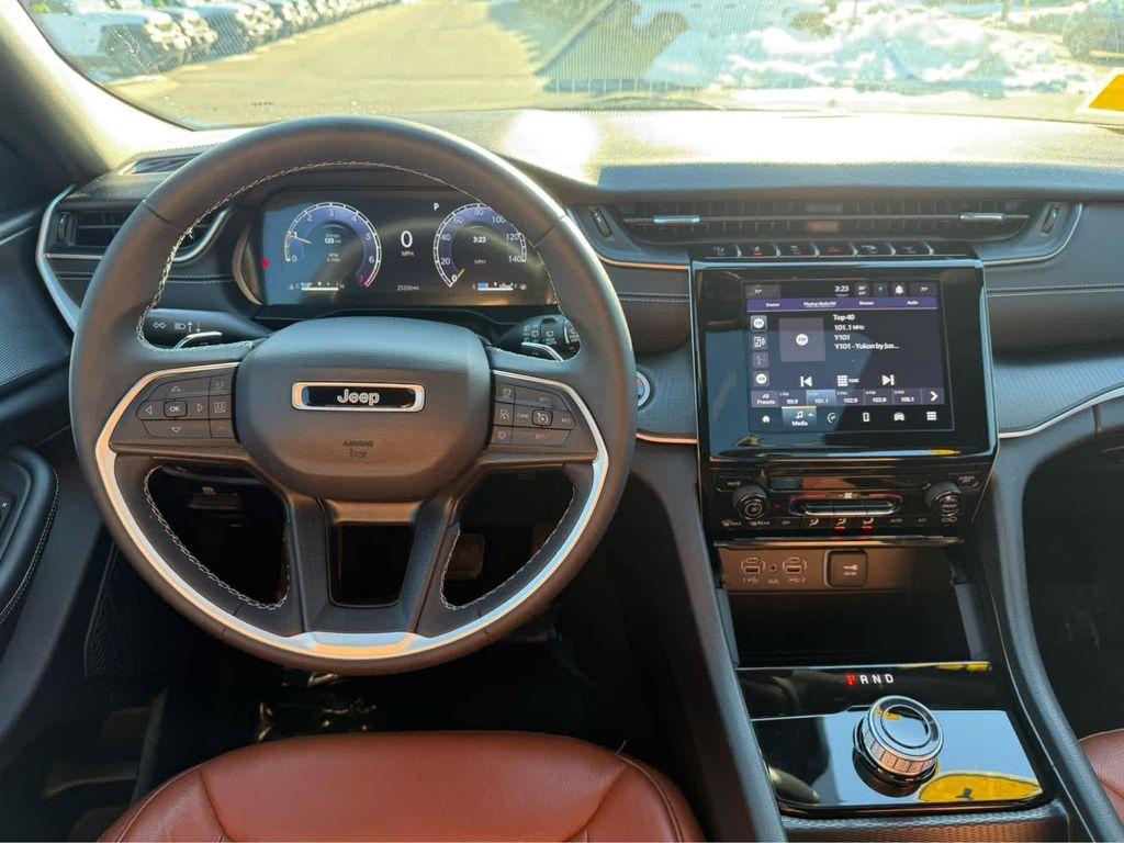 used 2024 Jeep Grand Cherokee car, priced at $31,975