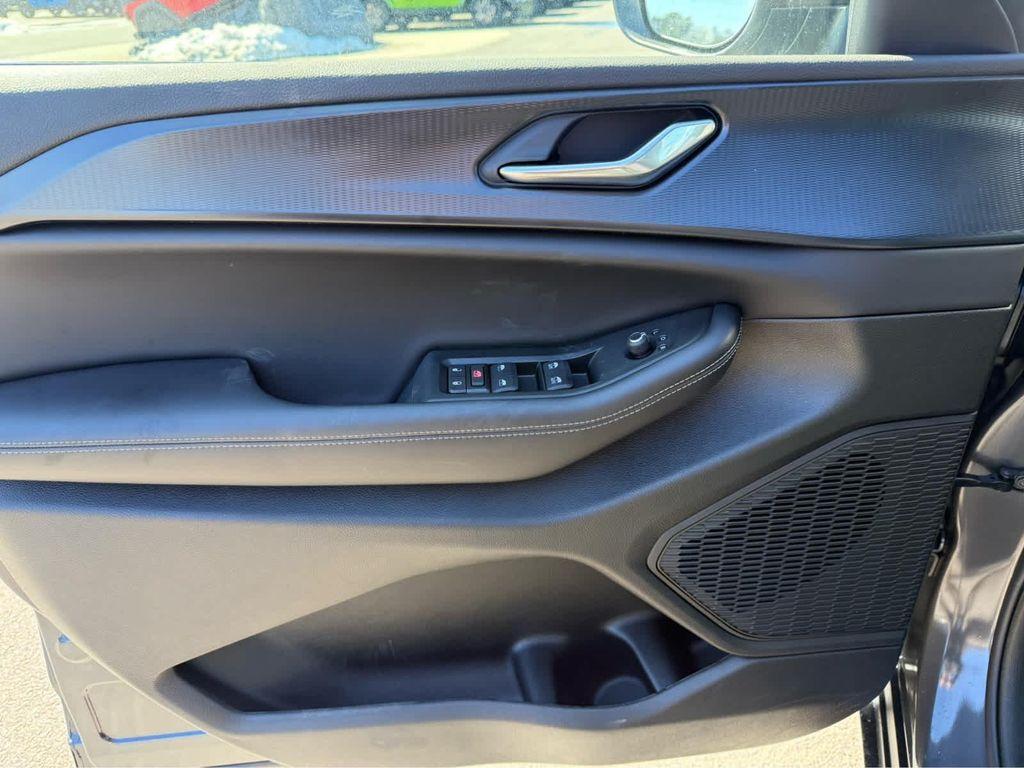 new 2026 Jeep Grand Cherokee car, priced at $43,008