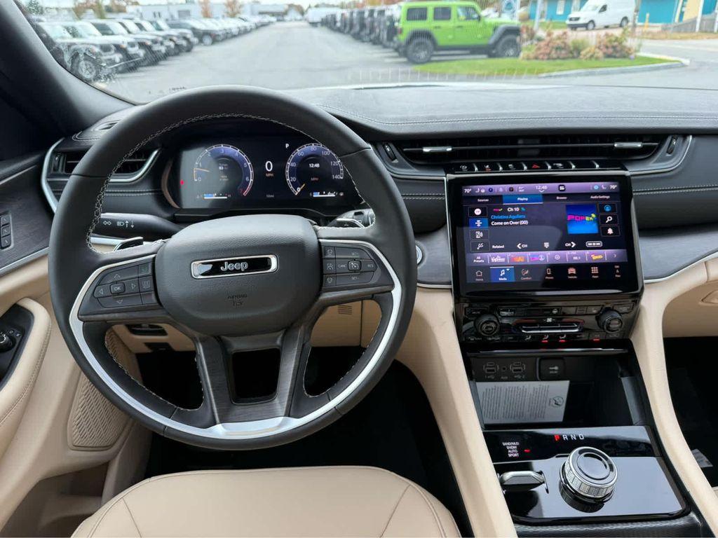 new 2025 Jeep Grand Cherokee L car, priced at $49,500