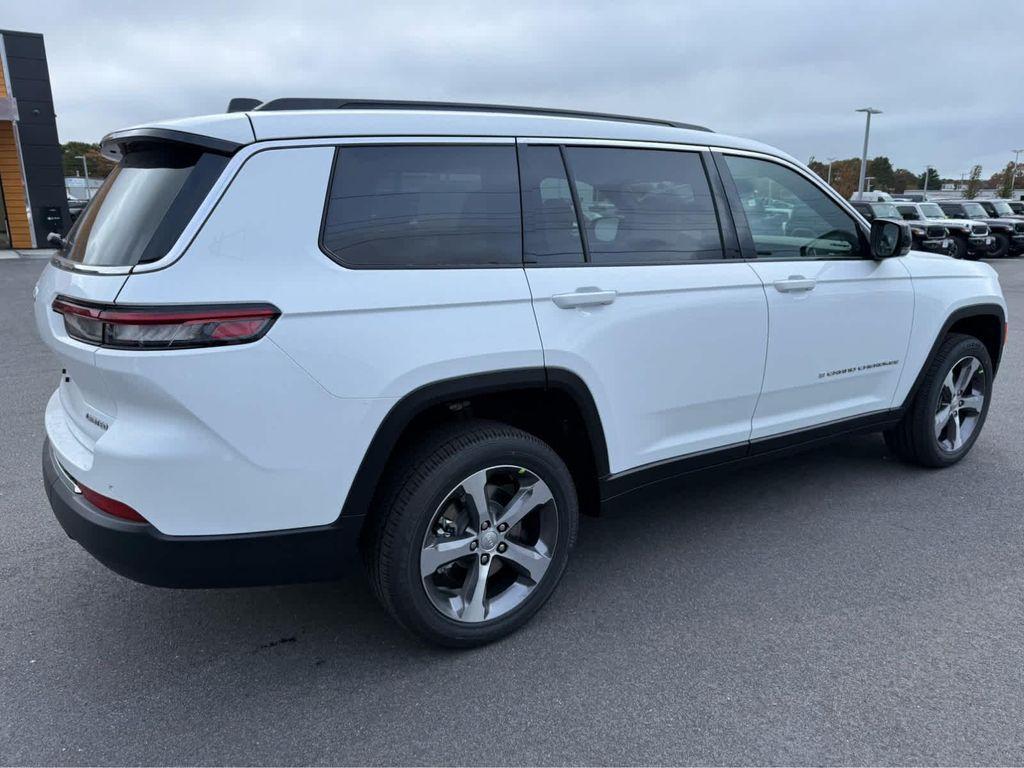 new 2025 Jeep Grand Cherokee L car, priced at $49,500