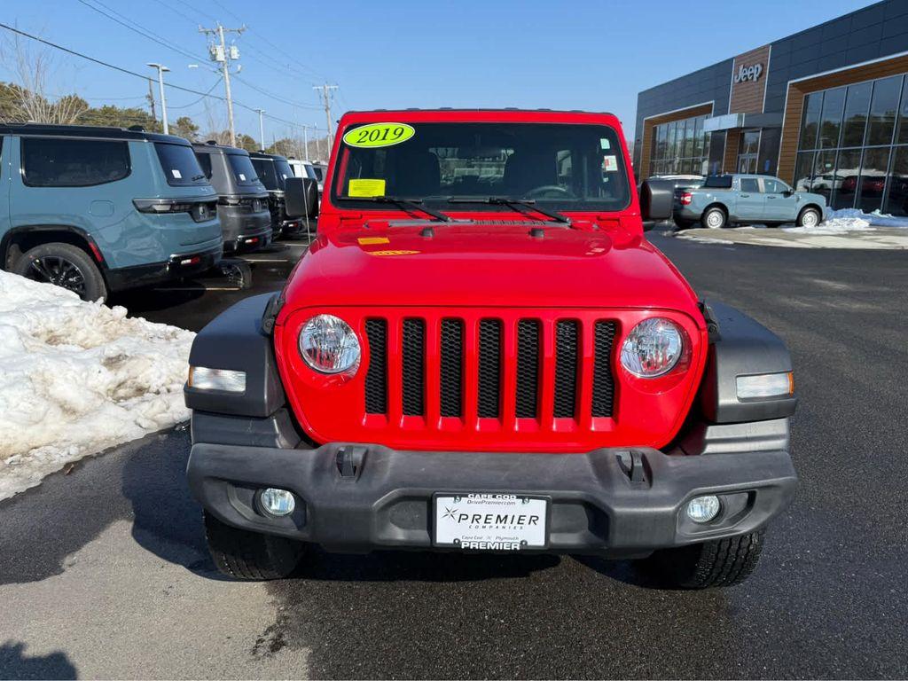 used 2019 Jeep Wrangler Unlimited car, priced at $21,475