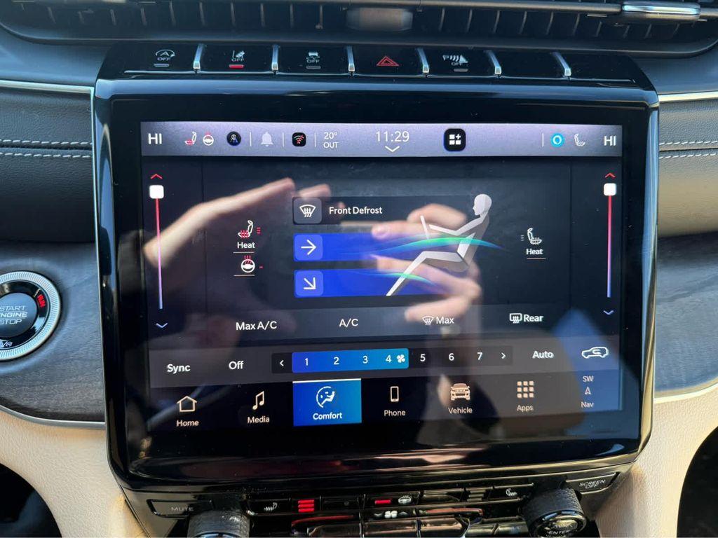 used 2025 Jeep Grand Cherokee car, priced at $43,675