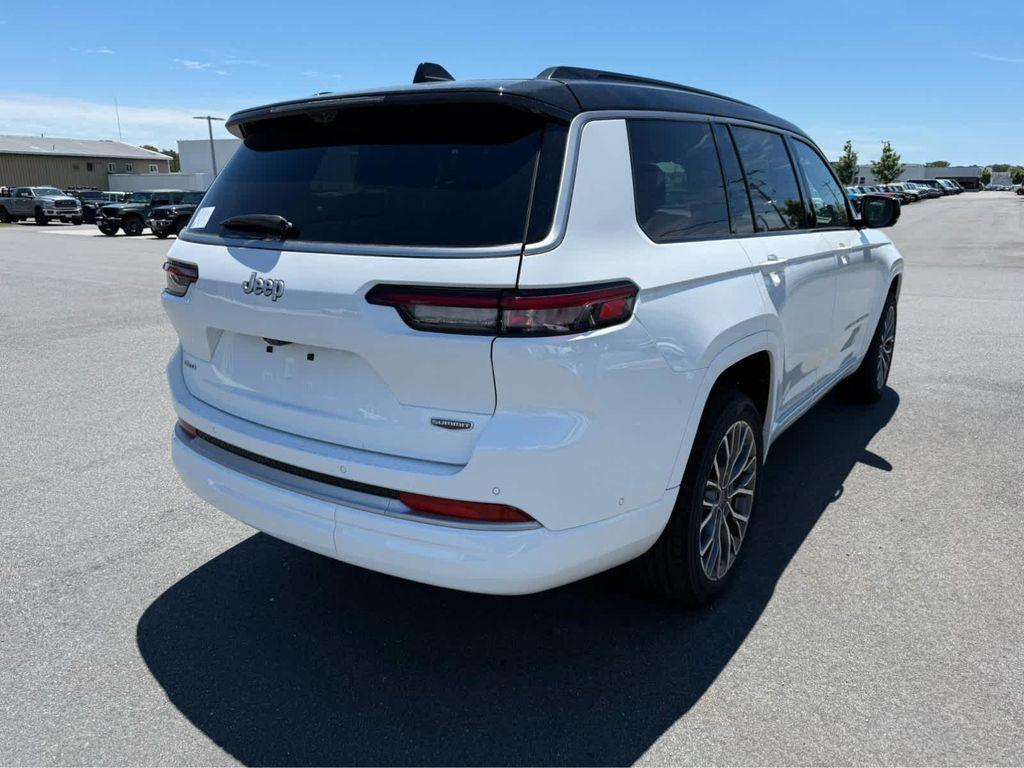 new 2026 Jeep Grand Cherokee L car, priced at $61,188