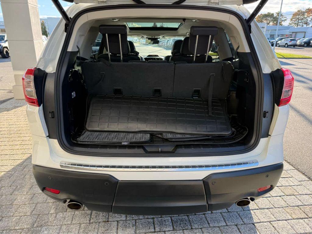 used 2023 Subaru Ascent car, priced at $33,275