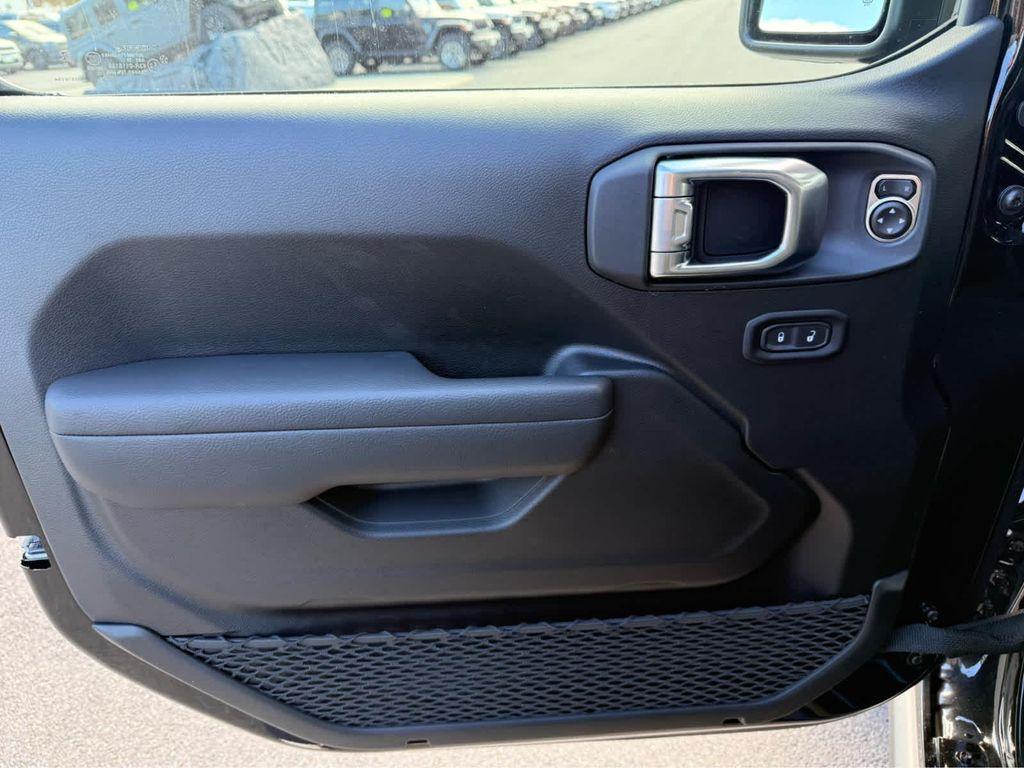 new 2026 Jeep Wrangler car, priced at $44,466