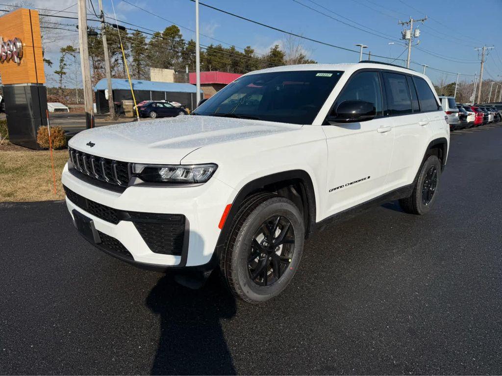 new 2026 Jeep Grand Cherokee car, priced at $46,500