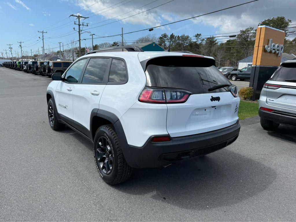 used 2022 Jeep Cherokee car, priced at $22,975