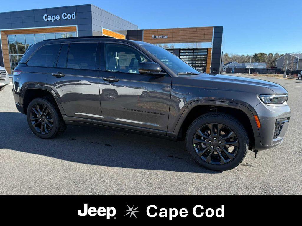new 2026 Jeep Grand Cherokee car, priced at $52,000