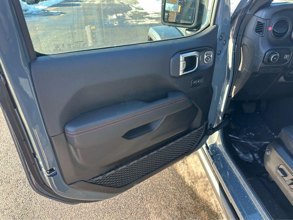 new 2026 Jeep Wrangler car, priced at $59,000