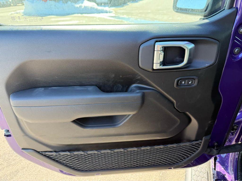 new 2026 Jeep Wrangler car, priced at $41,784